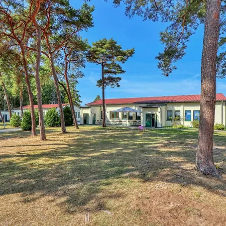 3 Bedroom Amazing In * Altenkirchen (Mecklenburg-Vorpommern)