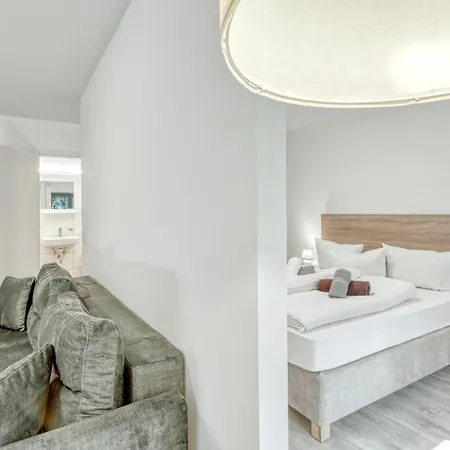 Appartement 3 Bedroom Amazing In *