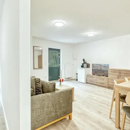 3 Bedroom Amazing In Appartement